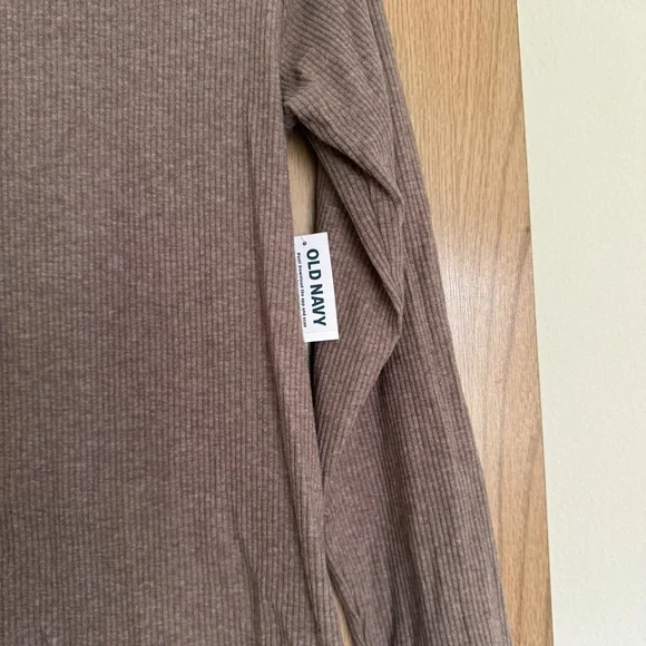 🖤5/$20 NWT Beige Ribbed Long Sleeve Top - Picture 3 of 7